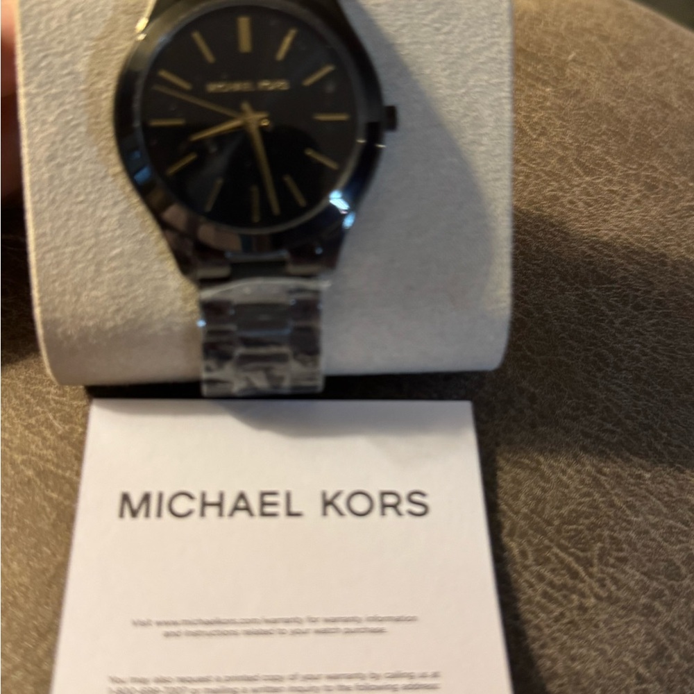 Michael Kors Slim Runway Women's Watch, Stainless Steel Bracelet Watch for Women - Picture 4 of 8